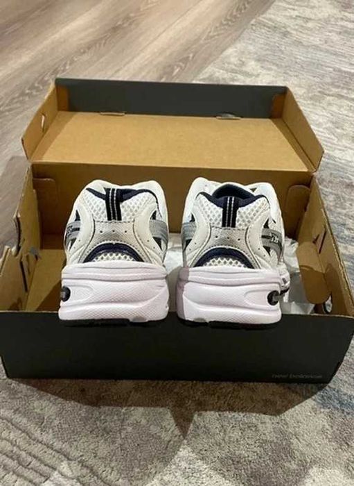 Buty sportowei New_Balance_530_ White R.43