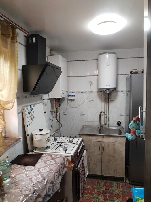 Продам будинок в центрі м.Суми. Р-н вул. Петропавлівська. А/О, ремонт.