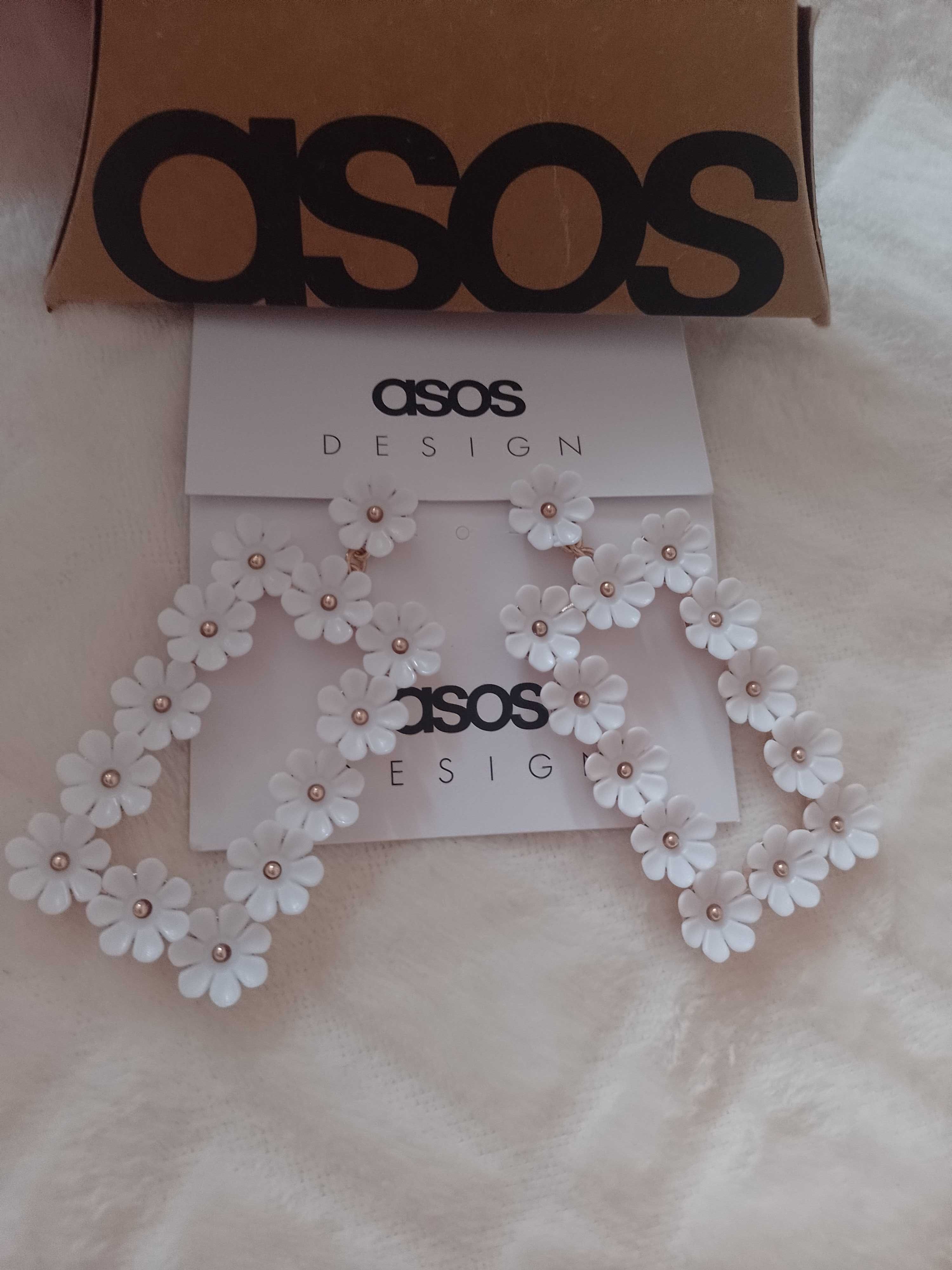 ASOS/ Duże, bogato zdobione kolczyki z Londynu, NOWE