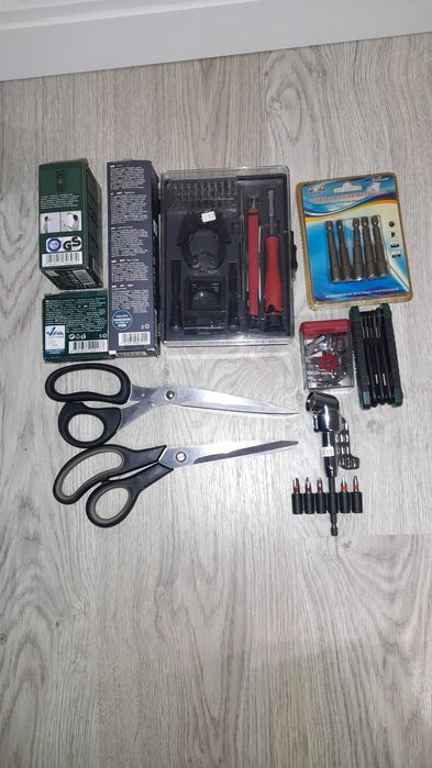 Várias ferramentas Novas