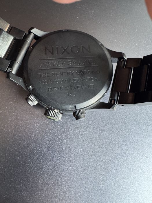 Nixon Sentry Chrono Preto/dourado