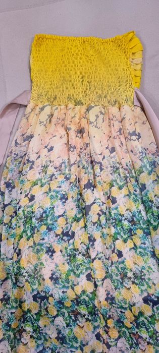 Летнее платье макси без бретелей