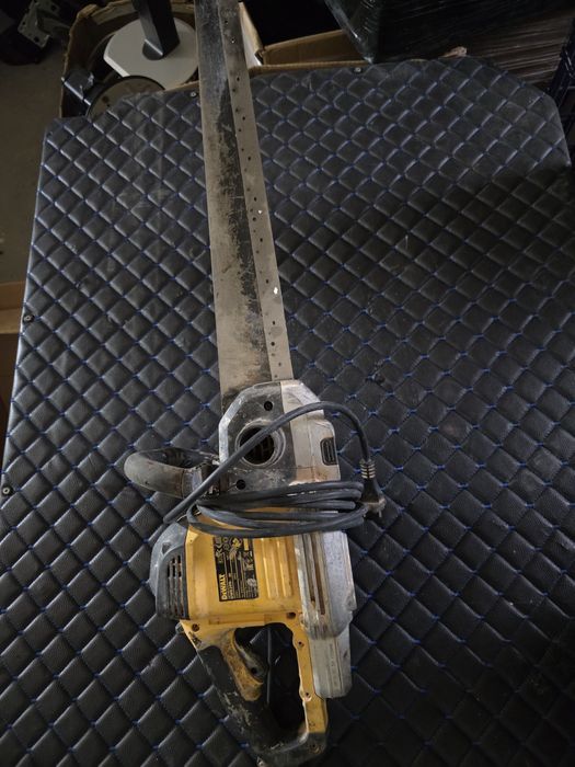 Dewalt dwe399 qs пила шпага електрична для газобетону алігатор 1700w