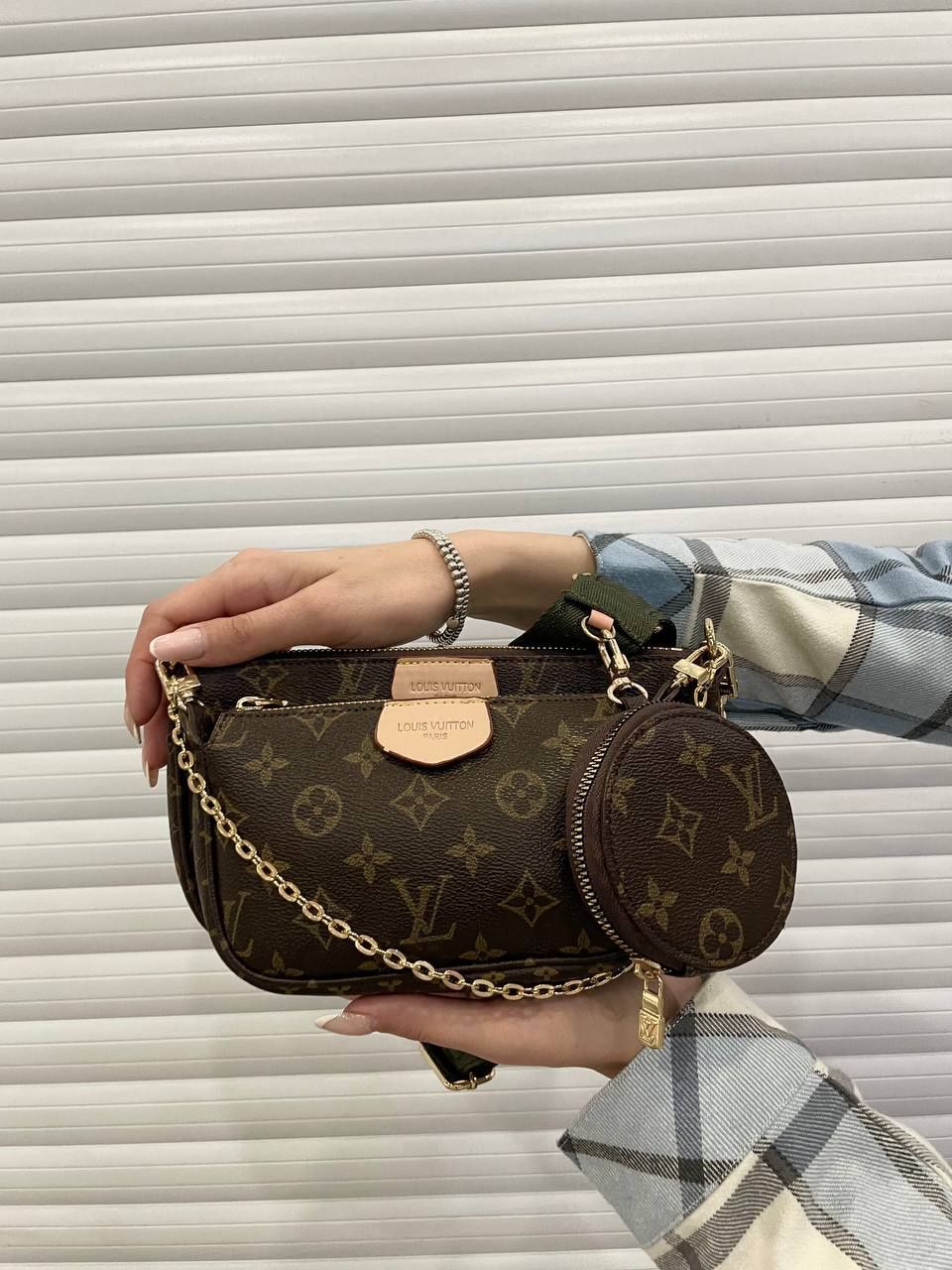 Продам жіночу сумку Louis Vuitton