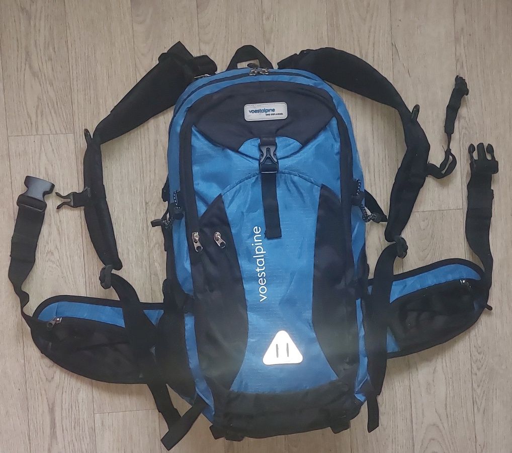 Рюкзак б/у спортивный 25L, c дождевиком