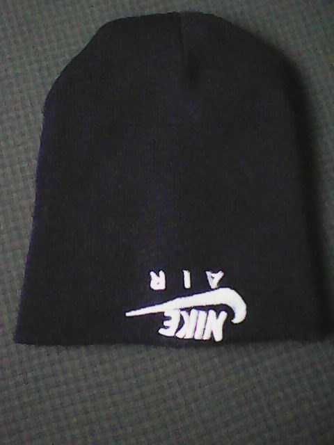 czarna czapka zimowa nike air ladny stan duzo zdjec