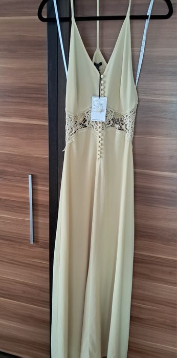 Zmysłowa sukienka Jarlo Kremowa Nowa