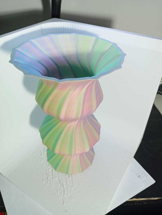 Vaso Decorativo "Fluxo Orgânico"