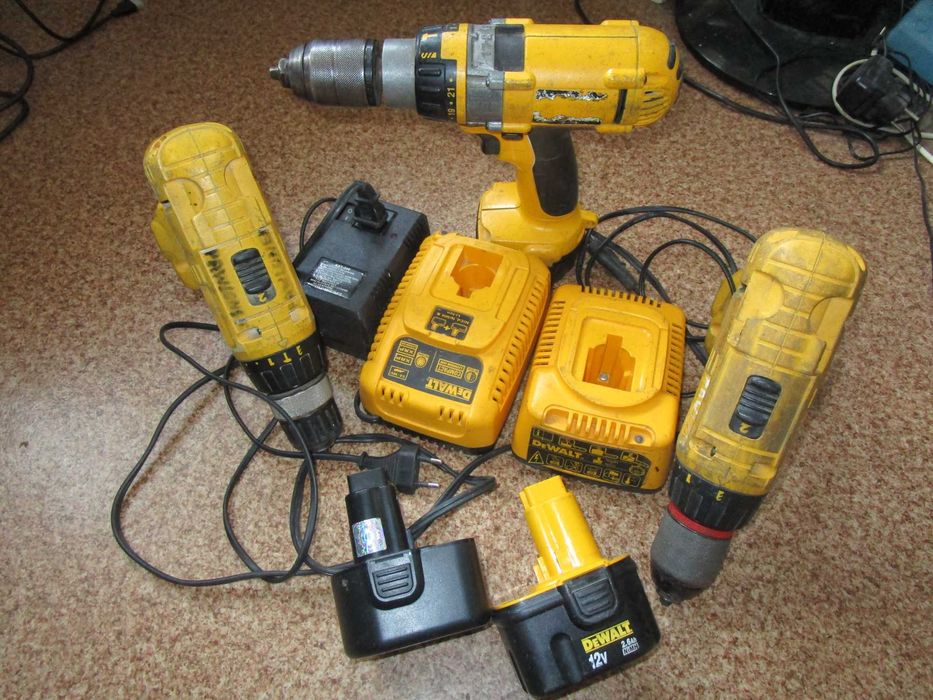 Wkrętarko wiertarki De Walt 3 sztuki z osprzętem