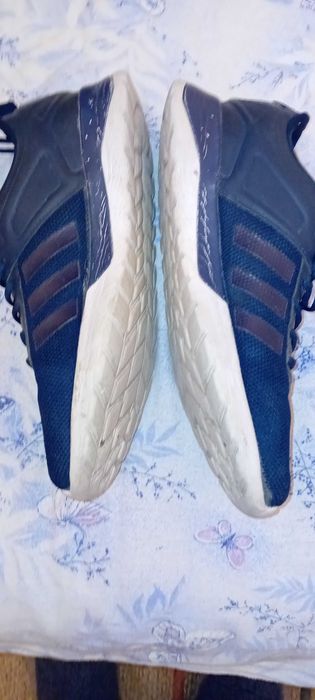Adidas Runner 44 hoje 25