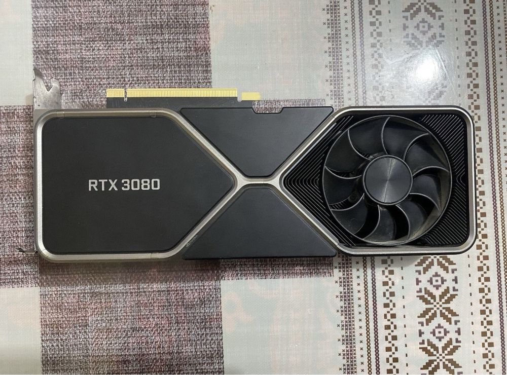 Відеокарта RTX 3080