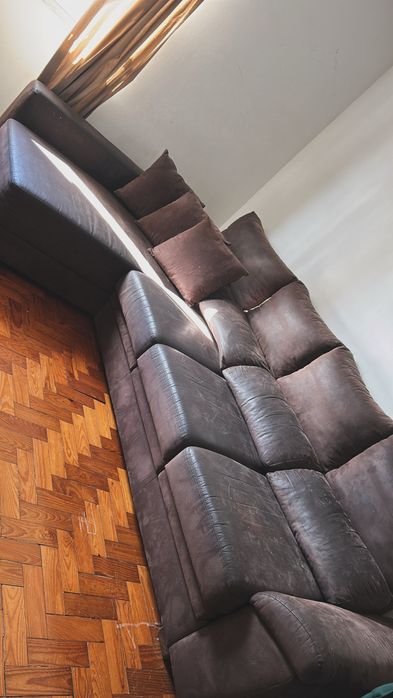 Sofa usado em boas condicoes, sem rascado