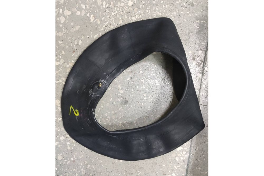 Тюбінг (надувні санки, ватрушка)