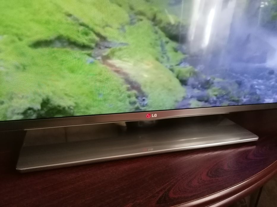 Телевізор LG 42LB650V SmartTv, T2, 3D,wifi