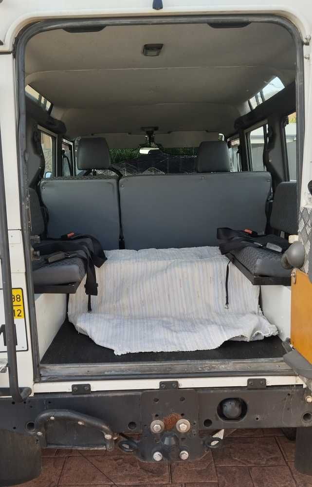 LR Defender 110 2.5 TD5 de 9 lugares