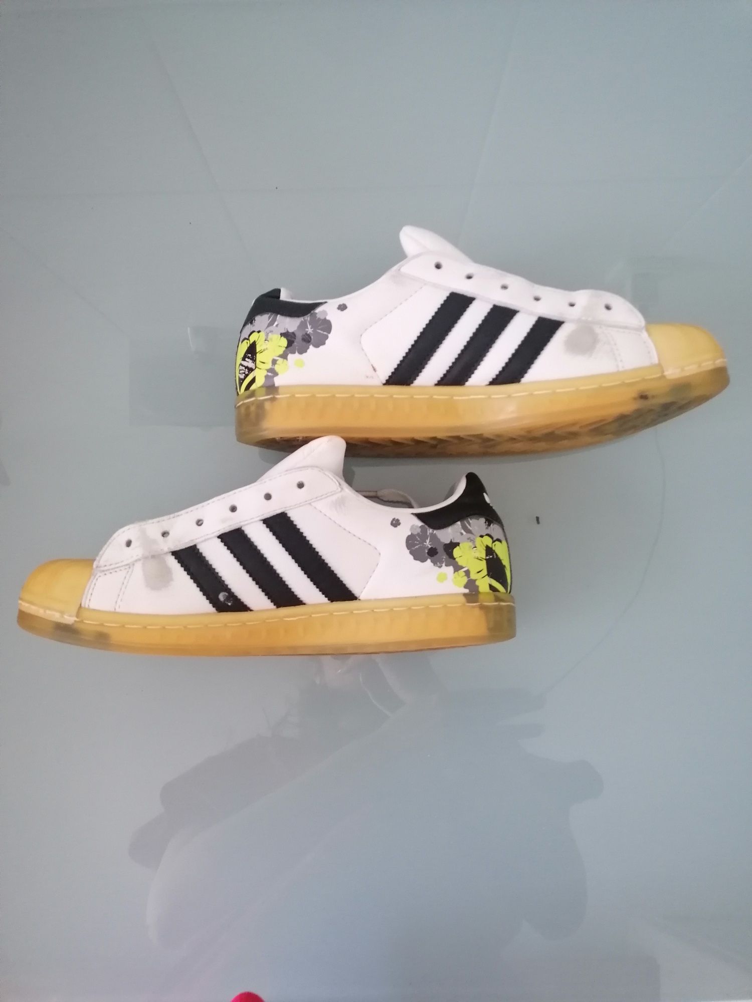 Tenis Adidas tamanho 37