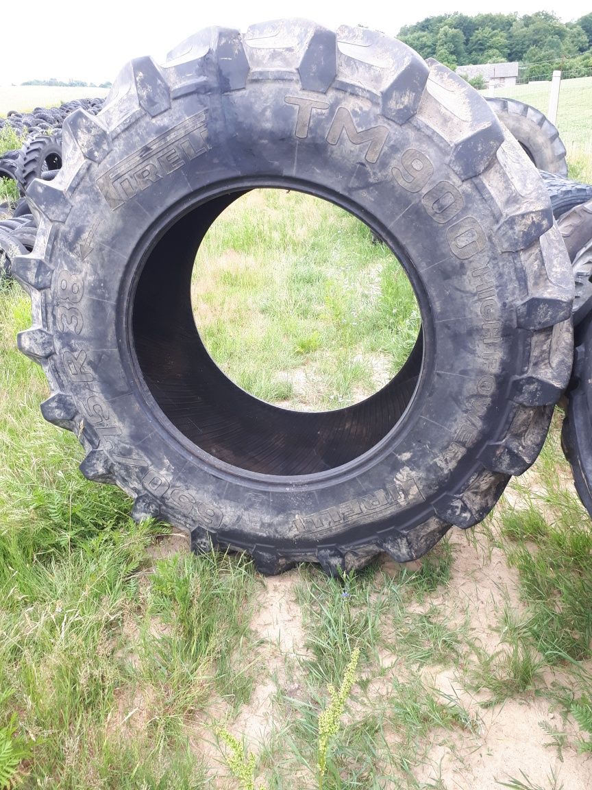 Opona 99% bieżnika 650/75 R - 38 Pirelli TM900 zdrowa