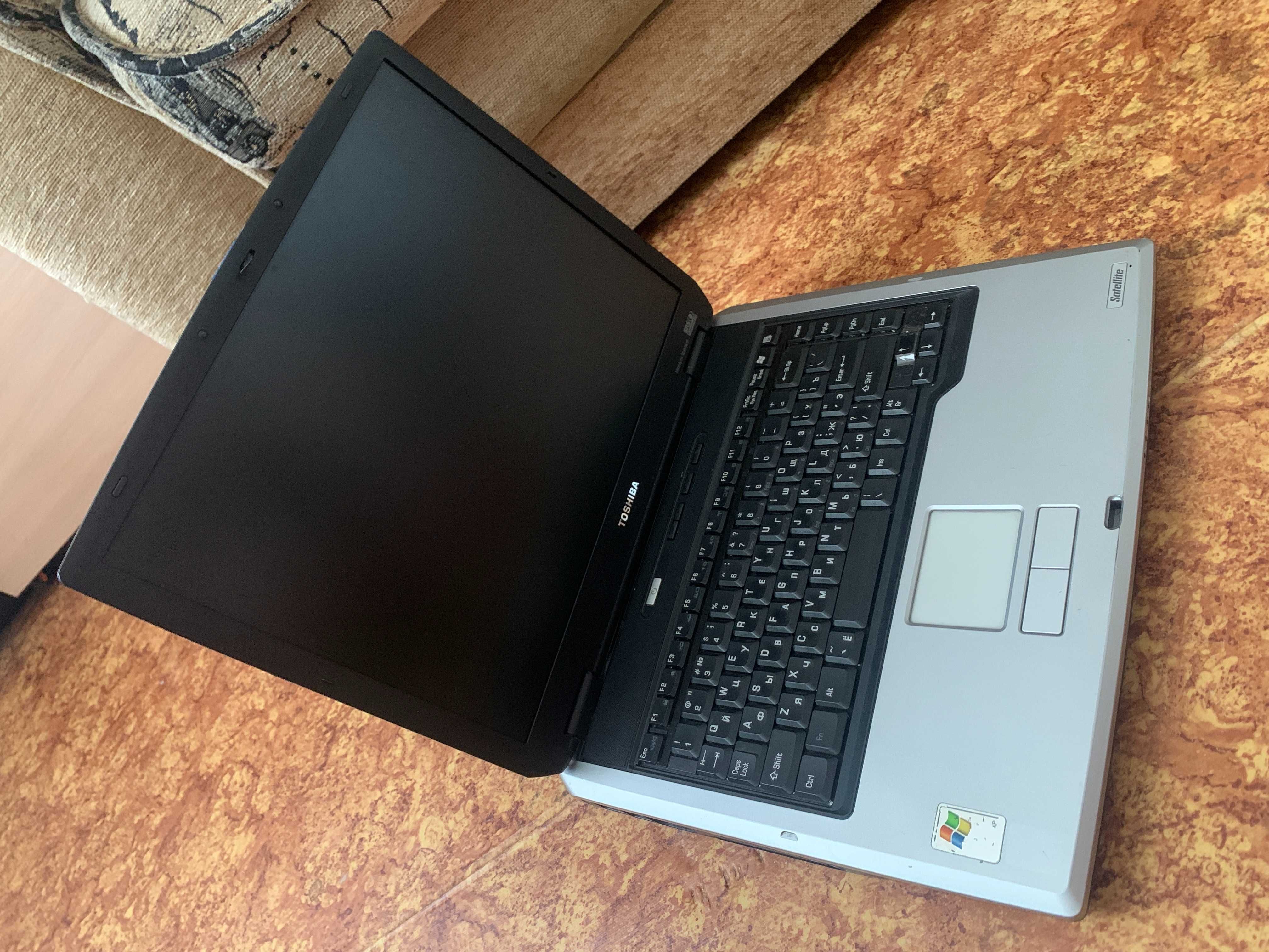 Ноутбук Toshiba SA40 - 261