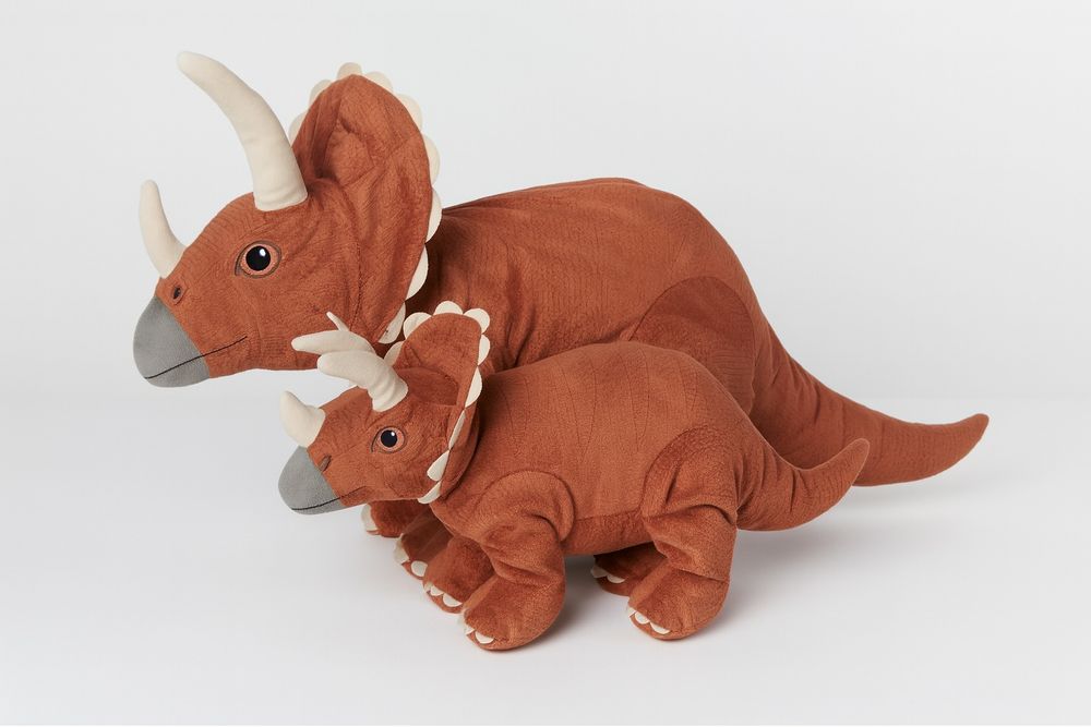 Ikea Jattelik -  pluszowy dinozaur. Triceratops.
