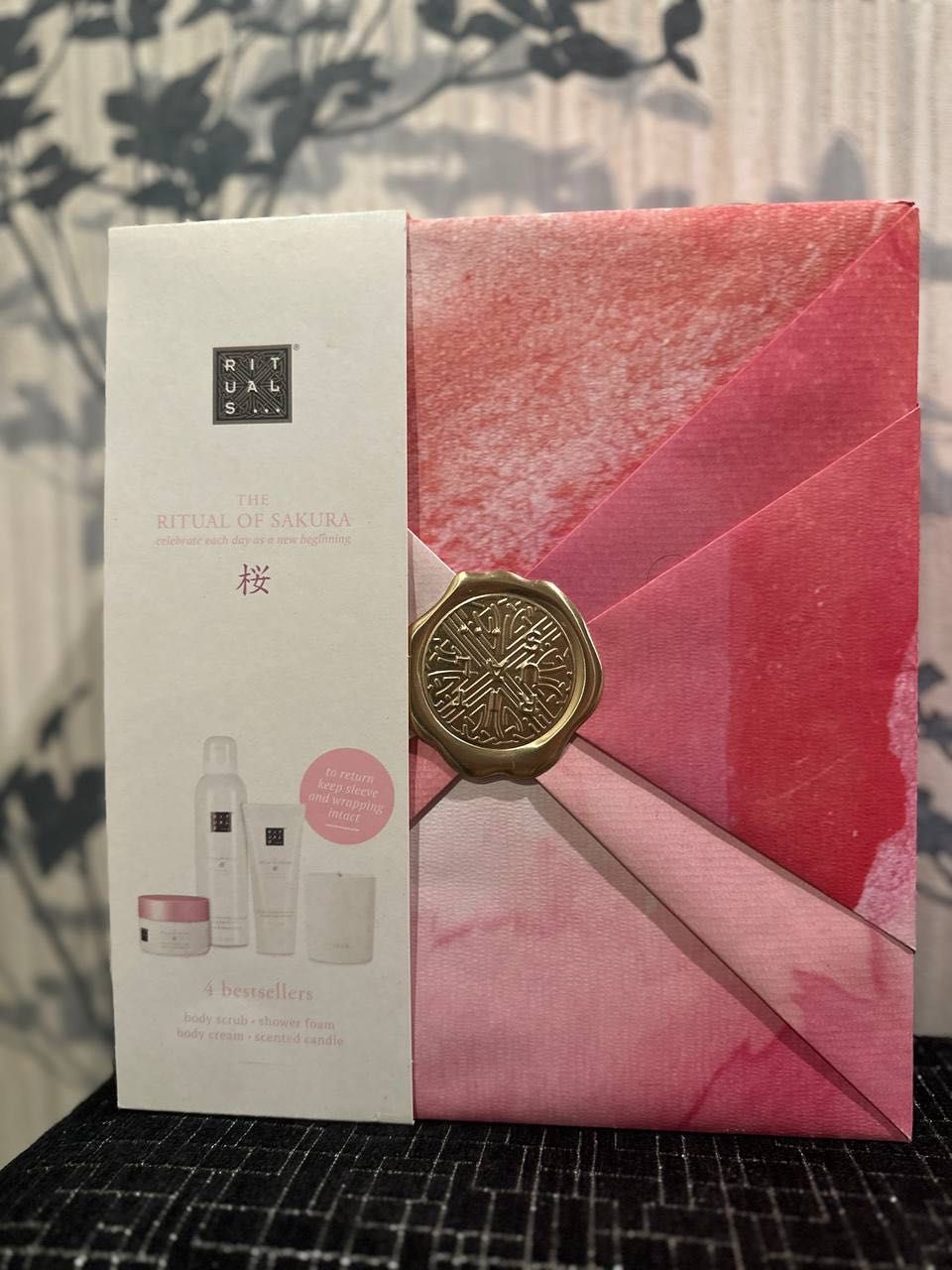 Подарунковий набір Rituals The Ritual of Sakura M подарочный набор