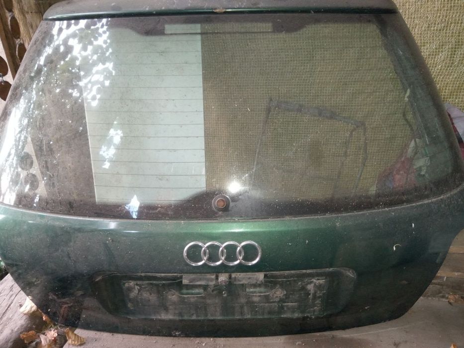 Ляда Audi A4 B5  Продам