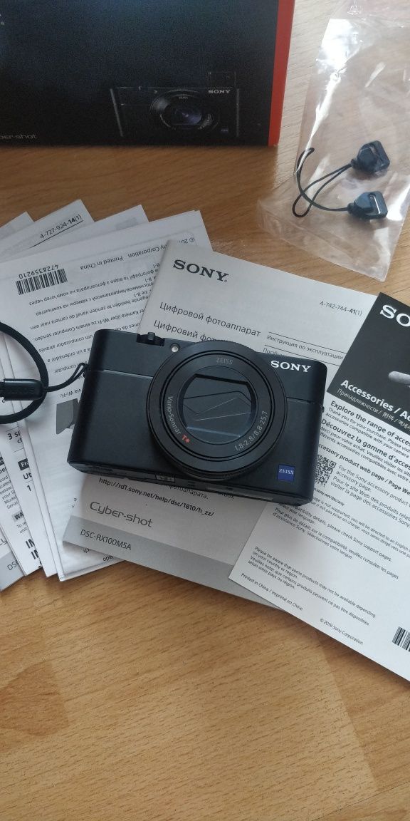 Фотокамера Sony Cyber-Shot RX100 MKVA DSCRX100M5A.RU3 black