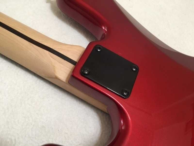 Baixo JMS JB Ultra,  novo com garantia.