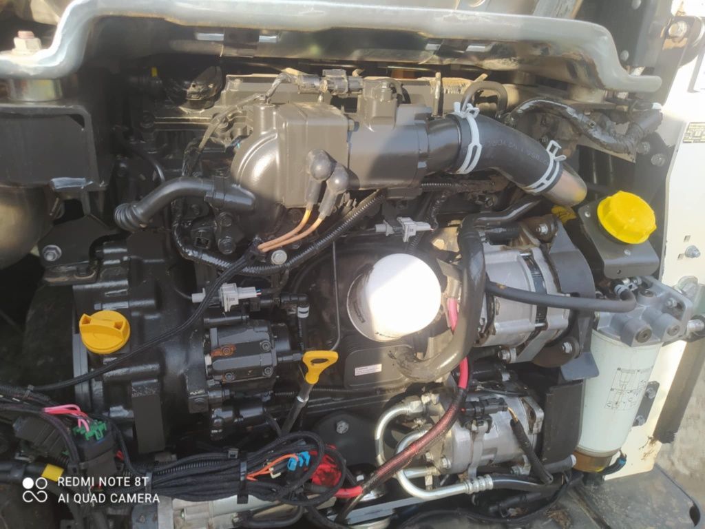 BOBCAT S770 rok 2021 - jak NOWY + osprzęt