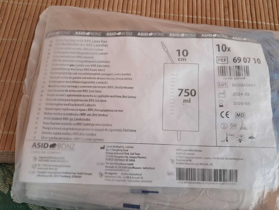 Worek urologiczny worki urologiczne do zbiórki moczu 750ml dren 10cm