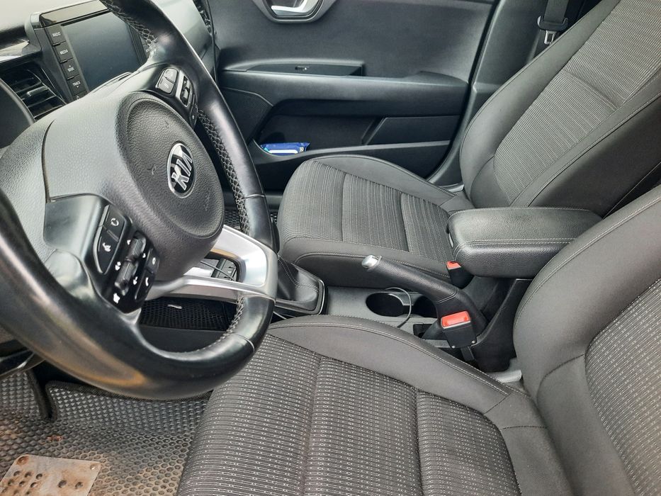 Продам Кіа стонік