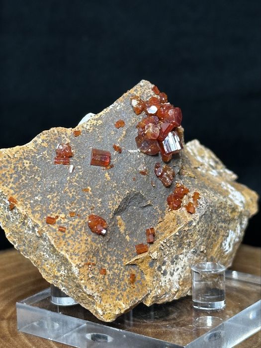 Kryształy wanadynitu - Maroko