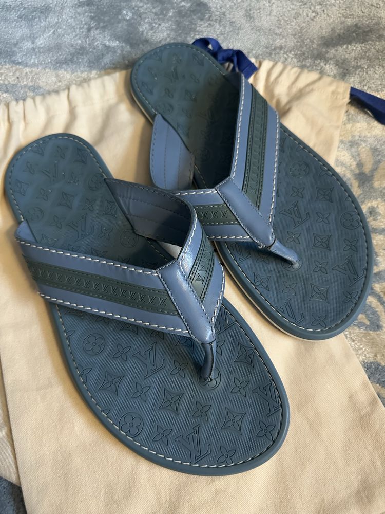 Louis Vuitton шлепанцы оригінал слвйдеры  флип флопы 9 р