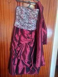 Vestido mulher bordeaux com oferta sapatos