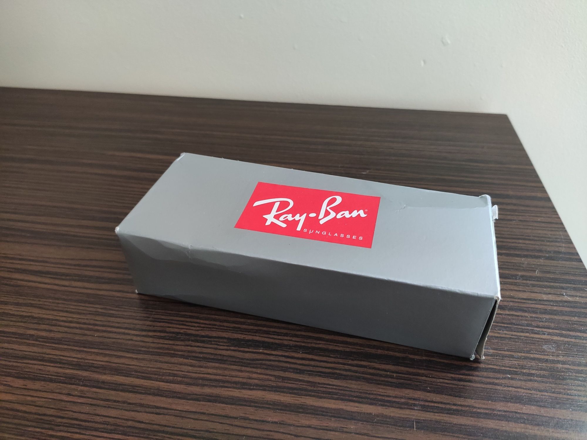 Okulary przeciwsłoneczne Ray Ban Caravan 3136