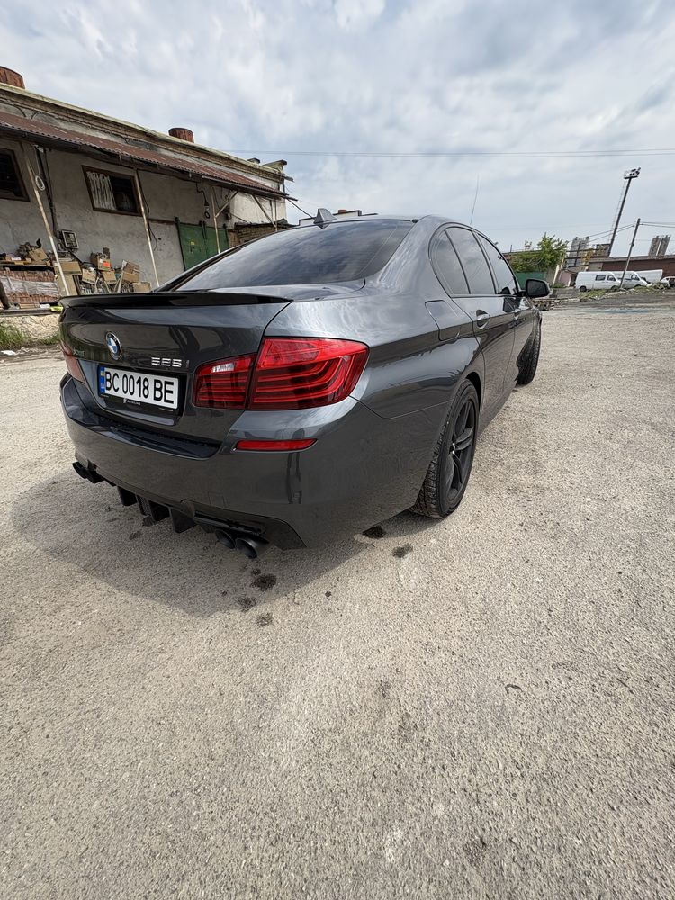 Бмв ф10 2016 рік 110 пробігу.