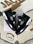 Buty JordanAirJordan4Retro White Thunder sportowe rozmiar.46