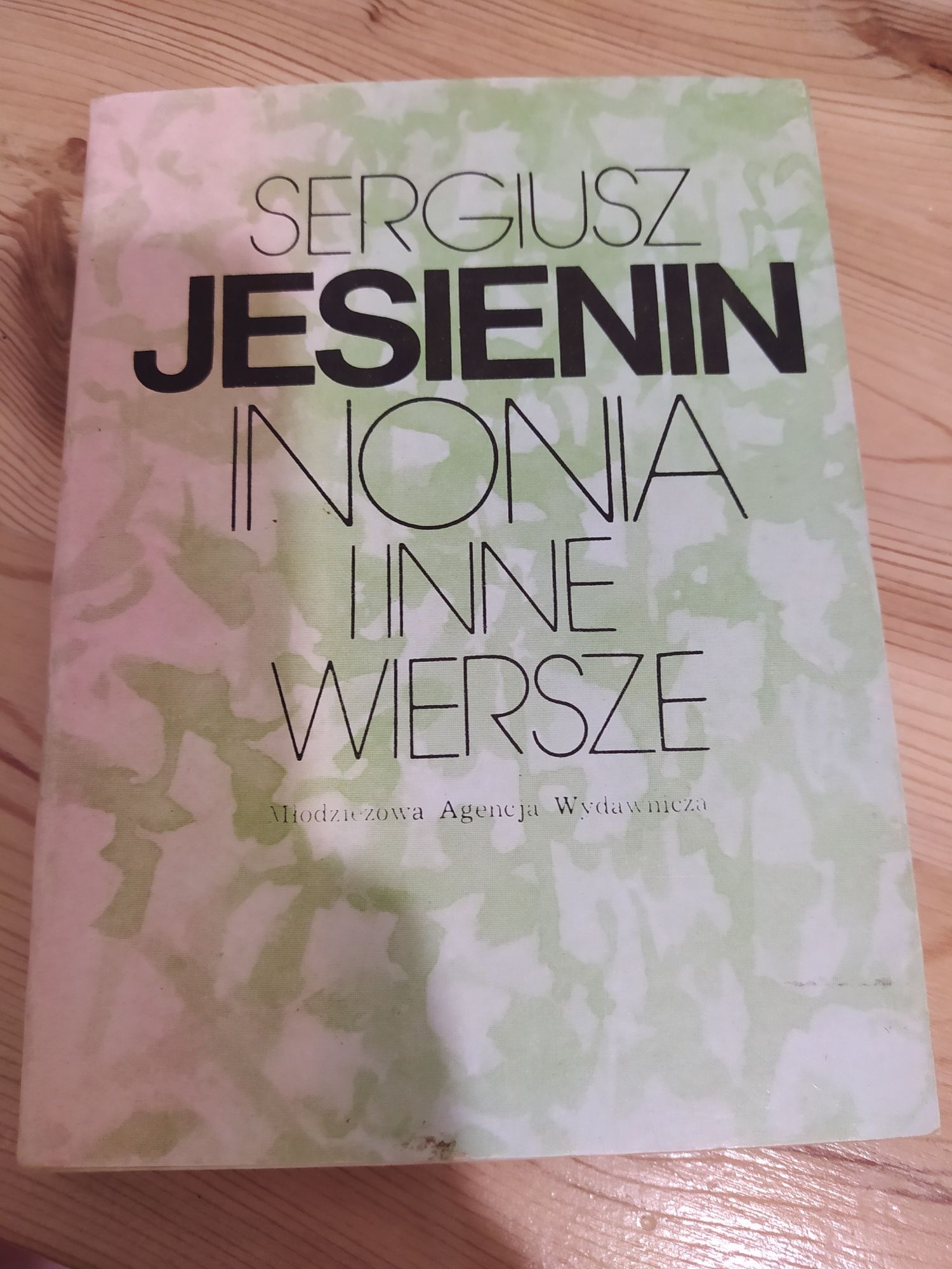 "Inonia i inne wiersze", Sergiusz Jesienin