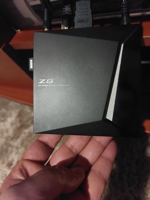 Box Formuler Z8 em perfeito estado