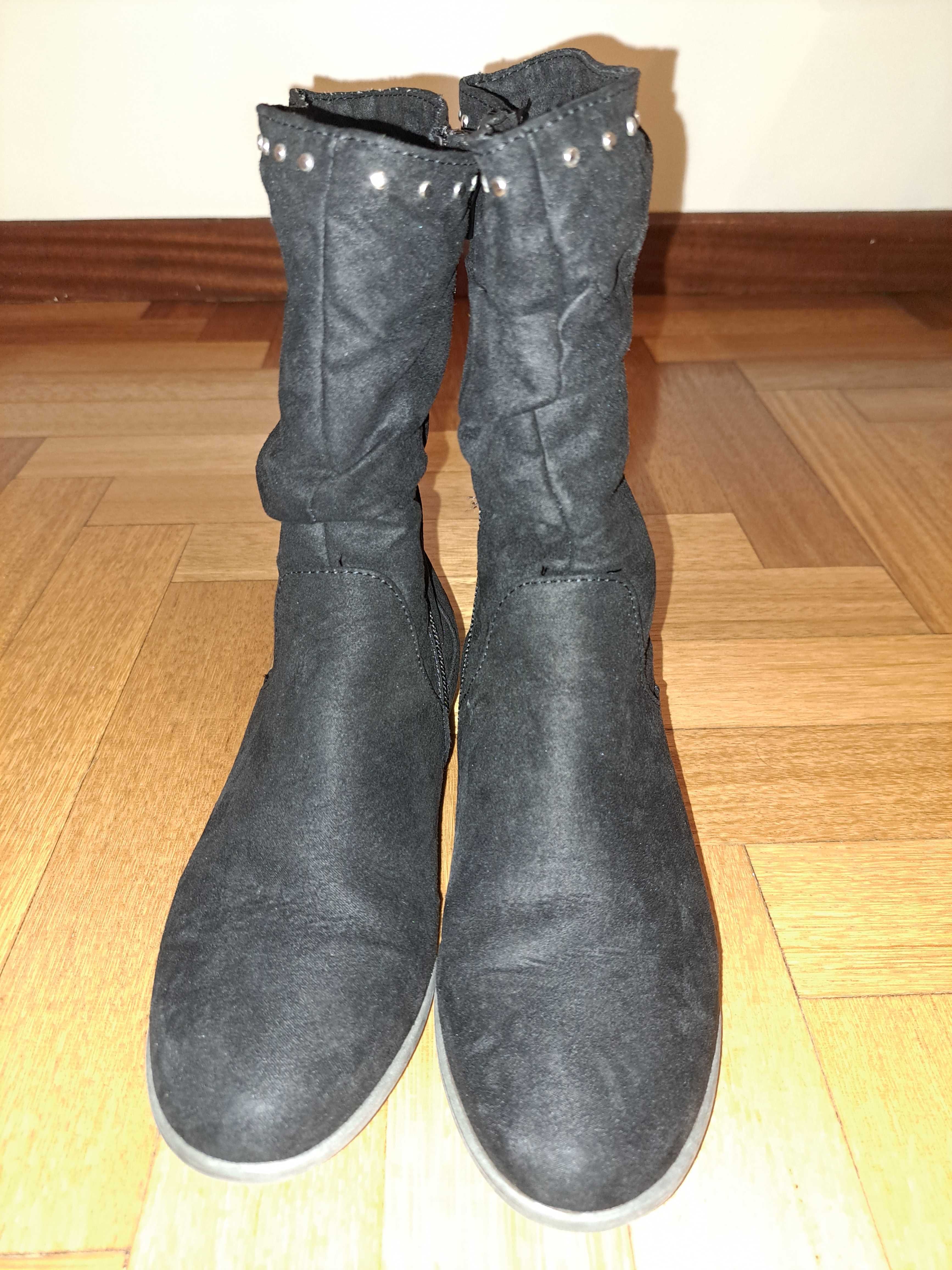 Botas pretas menina 34