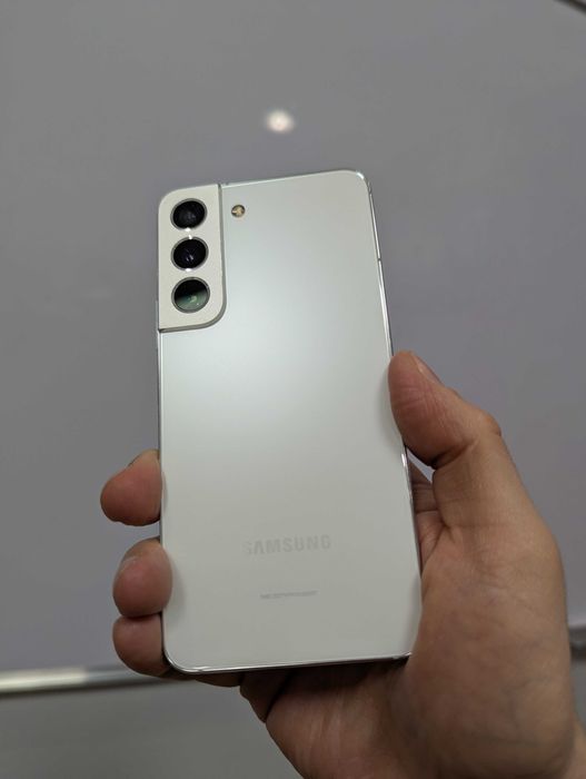 Samsung S22 256Gb White 5G
