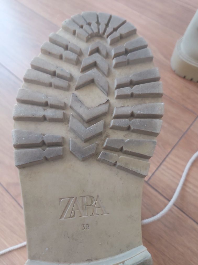 Botki, trapery Zara
