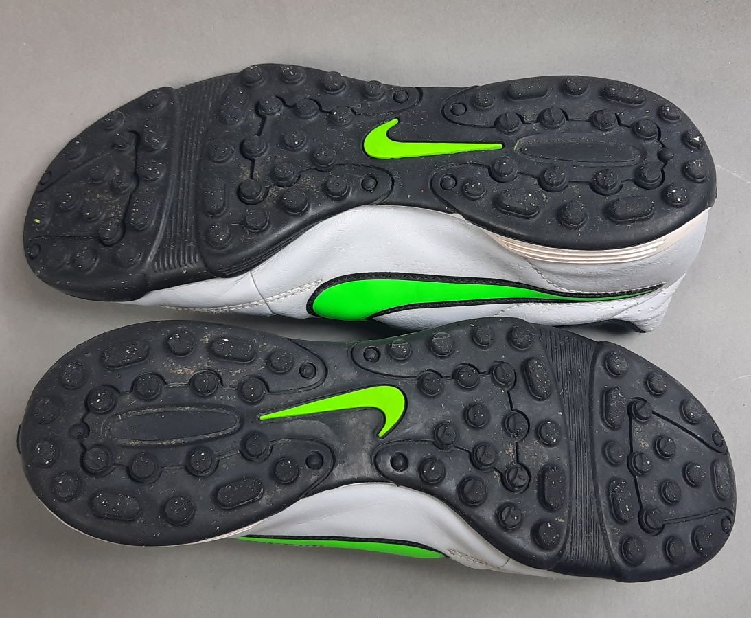 Nike Tiempo Rio II turf buty sportowe halówki 38,5 24,5cm