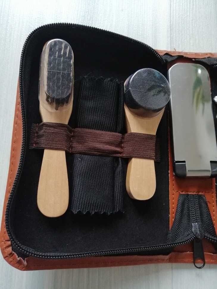 Zestaw do czyszczenia butów Czas by zabłysnąć. Bogaty zestaw. Nowy.