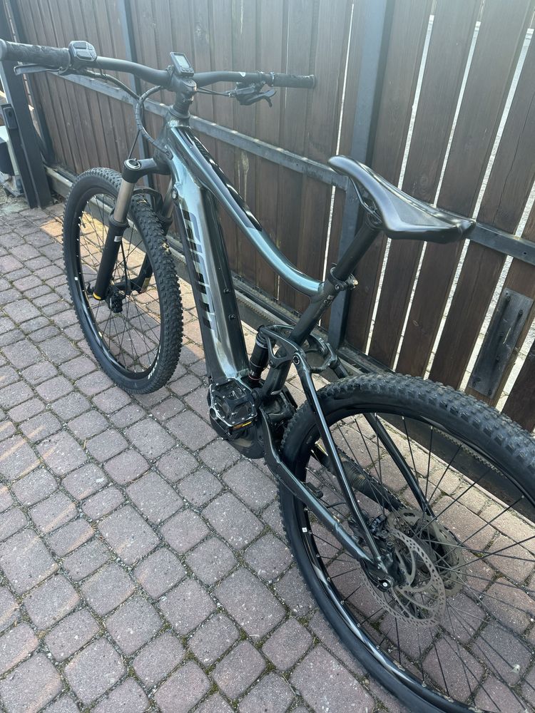 rower elektryczny full giant stance E+2 enduro dh stunt mtb