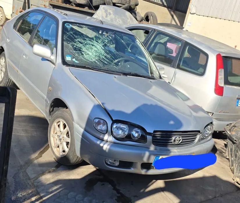 Frente completa Toyota Corolla ano 2000