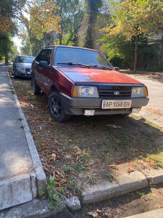 Продам машинку в дуже гарному стані