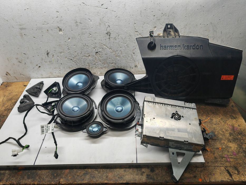 Mercedes w211 zestaw harman kardon z subwoofer i wzmacniaczem + wiazka