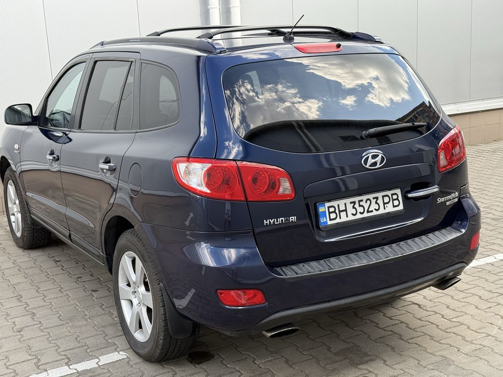 Hyundai Santa FE 2.2 Дизель - Автомат Красивая кожа