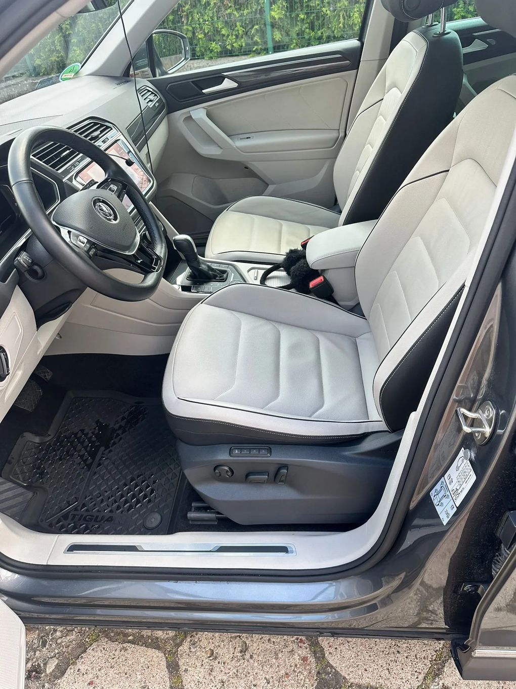 Volkswagen Tiguan Tiguan Highline, 2.0 TDI, 4MOTION, DSG 7, 1-szy właściciel, 33000 km.
