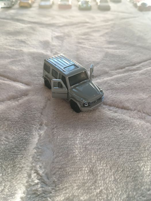 Autka hot wheels-luzaki